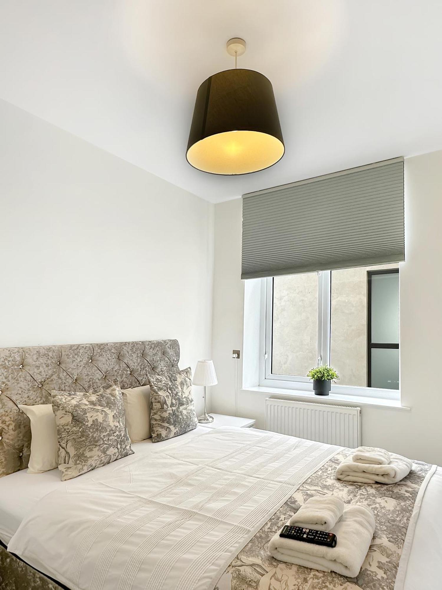 Granada Apartments Queen'S Promenade Blackpool Buitenkant foto