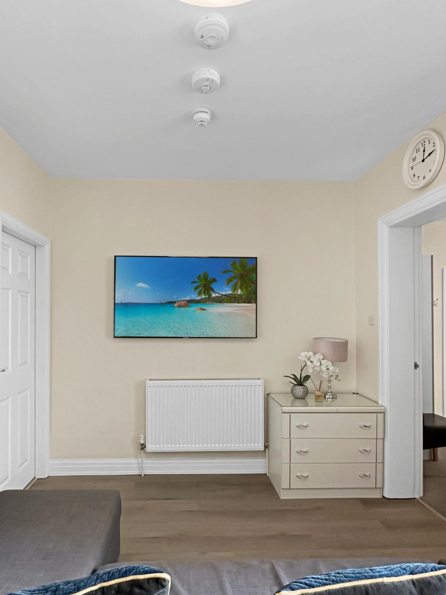 Granada Apartments Queen'S Promenade Blackpool Buitenkant foto